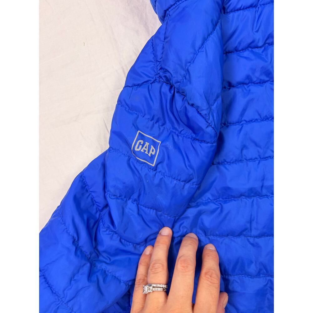 Baby Gap blue puffer jacket. Size 3T. with hood, black trim. Primaloft. winter - Picture 6 of 6